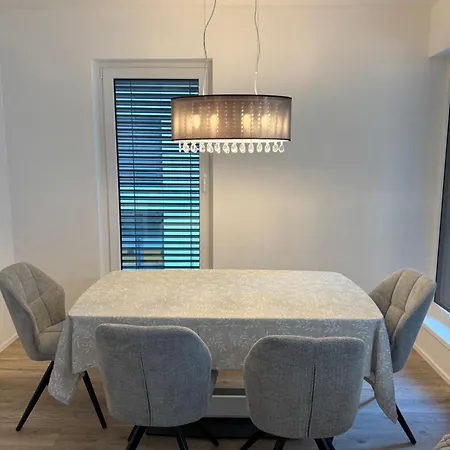 Apartmany Prague Apartment *